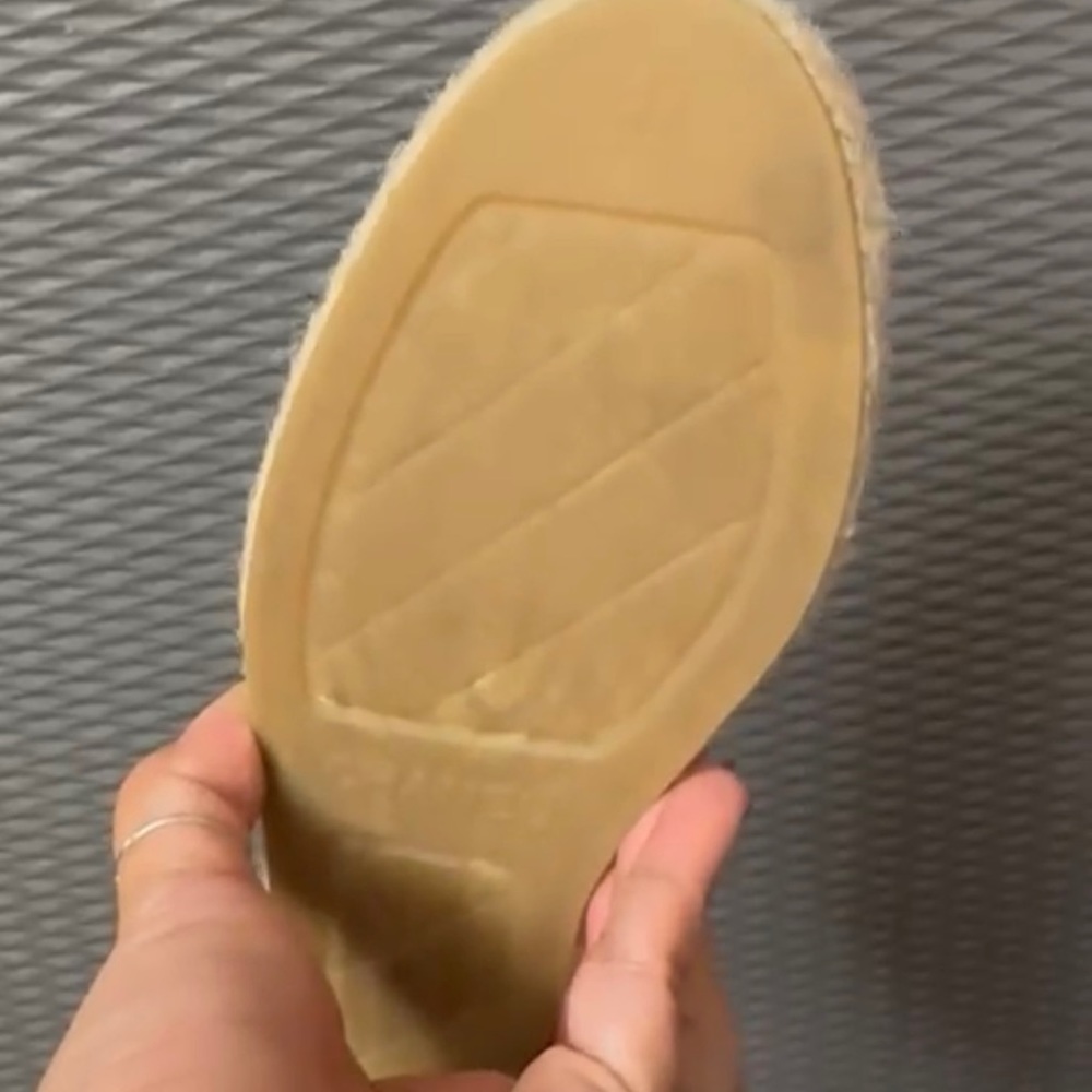 Authentic Chanel Espadrilles Great Condition worn 2x - Picture 5 of 5